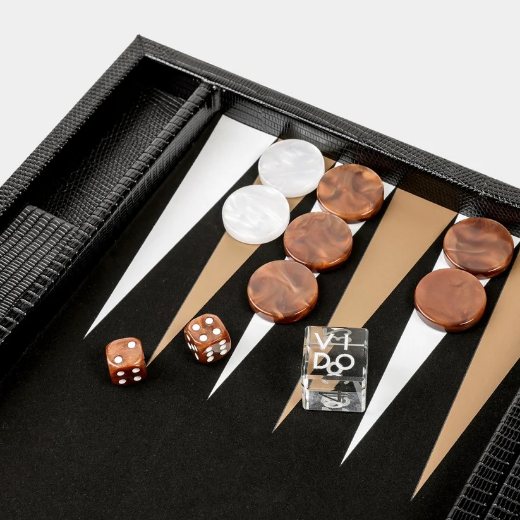 Picture of Jet Black Lizard Backgammon