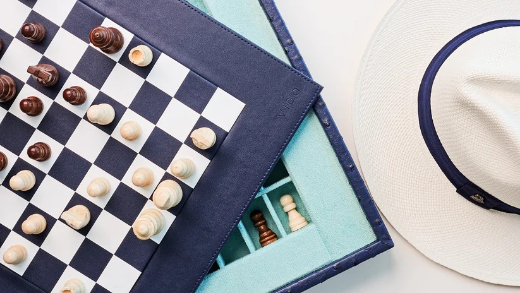 Picture of Navy Blue Ostrich Chess Set