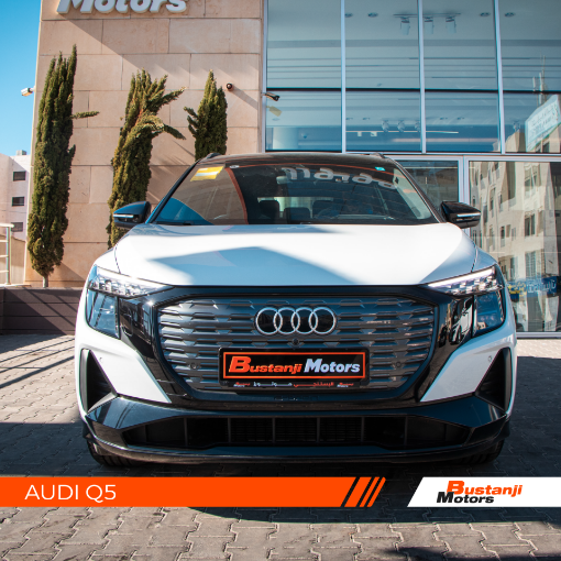 صورة AUDI Q5 40 e-TRON