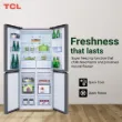 صورة ثلاجة TCL P460CDS / P560CDGL: سعة 460 / 470 لتر مع موزع مياه، باللون الفضي غير اللامع.