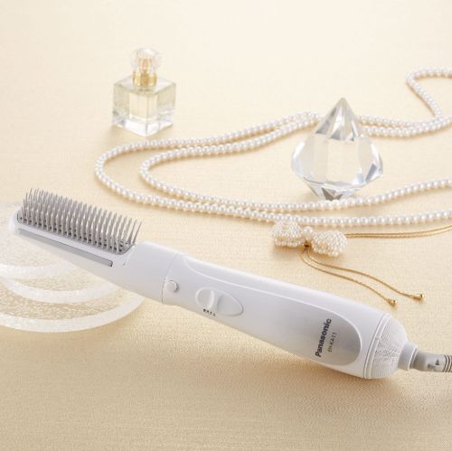 Picture of Panasonic Hot Air Brush – 650W – White – EH-KA11-W615