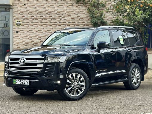 Picture of Land Cruiser GXR